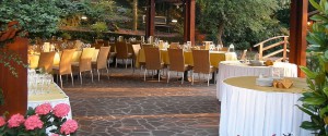 giardino_ristorante_veranda_alpozzetto